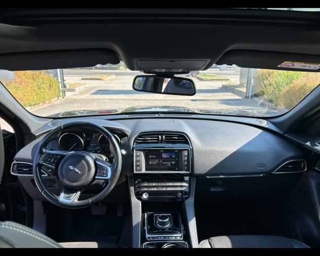 Jaguar F-Pace 2.0d 180 CV AWD aut. R-Sport - Foto 5