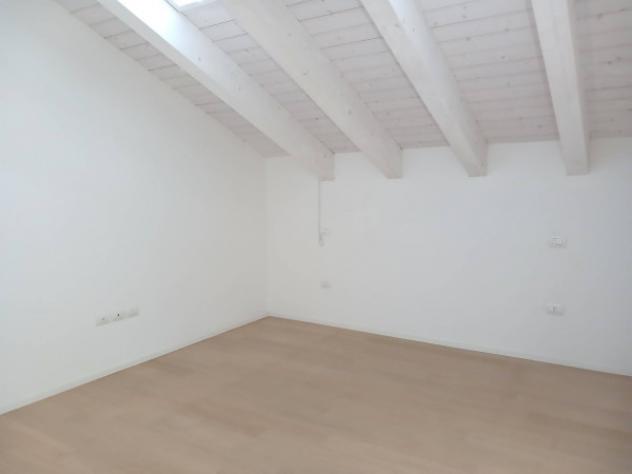 Appartamento di 106 m² con 4 locali e box auto in vendita a Fiesso d'Artico - Foto 19