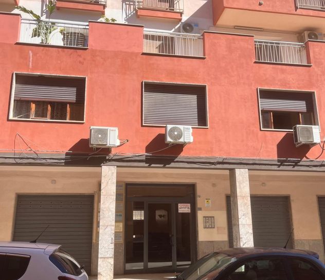Appartamento in affitto per studio professionale a Vittoria (RG)