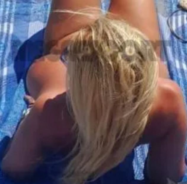 Giorgia calda massaggiatrice Tel:3249951165