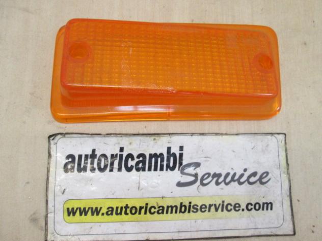 11.134.130 VETRO TRASPARENTE FRECCIA INDICATORE DI DIREZIONE LATO DESTRO ARIC FIAT 126 600 (DAL 1976) RICAMBIO NUOVO
