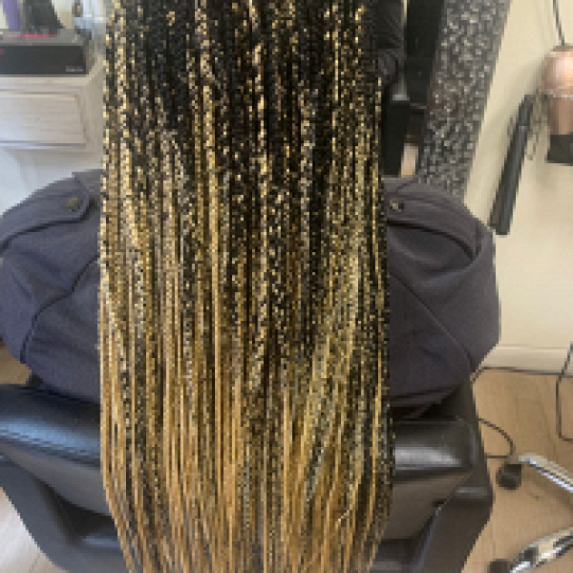 Regina Coiffeur - Foto 4