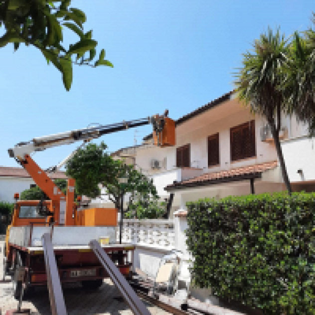 R.S.Impianti Piattaforme Aeree Impianti Condizionamento e Elettrici - Foto 3