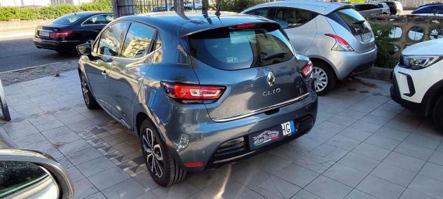 RENAULT - Clio - dCi 8V 75CV 5p. Moschino Intens - Foto 2