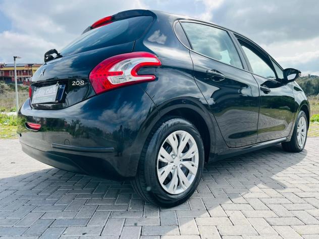 Peugeot 208 1.4hdi O-C-C-A-S-I-O-N-E 2013 - Foto 4