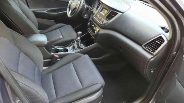 HYUNDAI Tucson 1.7 CRDi Comfort rif. 23902184 - Foto 10