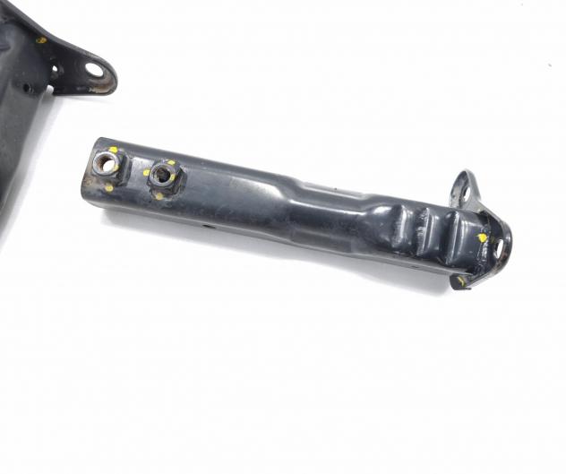 PUNTALE ANTERIORE SX CULLA MOTORE MINI Countryman 1° Serie 6772231 N47 C20 A Diesel 2000 (10) - Foto 9