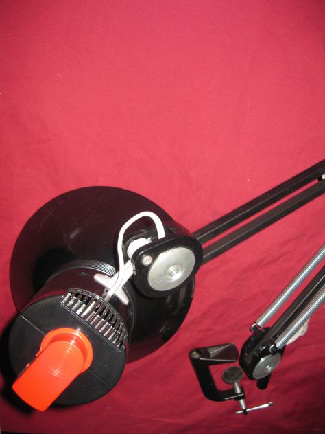 Lampada da tavolo a morsetto+ Lampadina a led