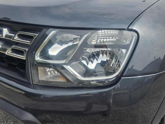 DACIA Duster 1.5 dCi 110CV S&S 4x4 Laurte - Foto 6