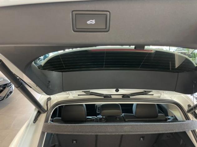 VOLKSWAGEN Tiguan 2.0 TDI 150 CV DSG Edition Plus KM0 MY26 rif. 23769822 - Foto 9