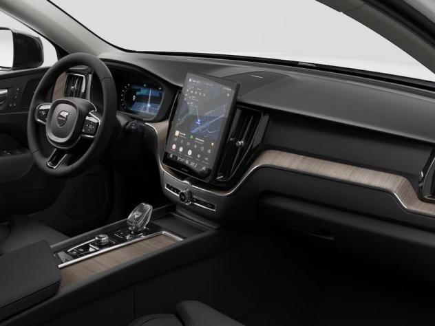 Volvo XC60 Recharge T6 350 CV Recharge AWD Plug-in hybrid Automatico Plus Dark - Foto 10