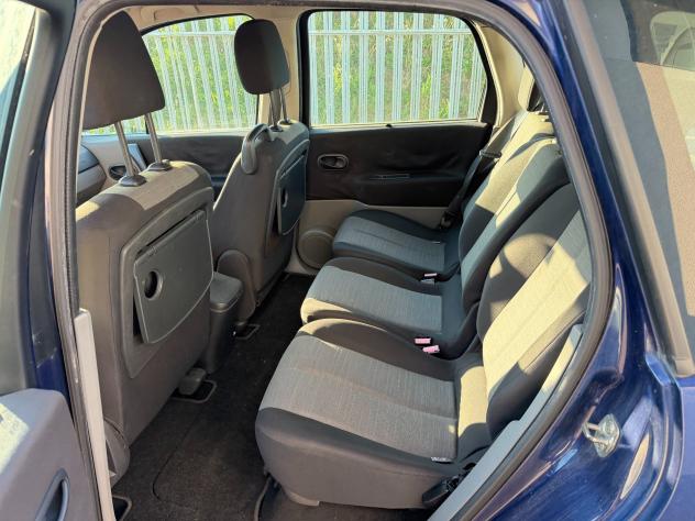 Renault Scenic Scic 1.9 dCi Confort Dynamique - Foto 6