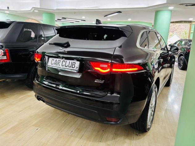 Jaguar F-Pace 2.0d 180hp AWD Motore 0 Km - Foto 4