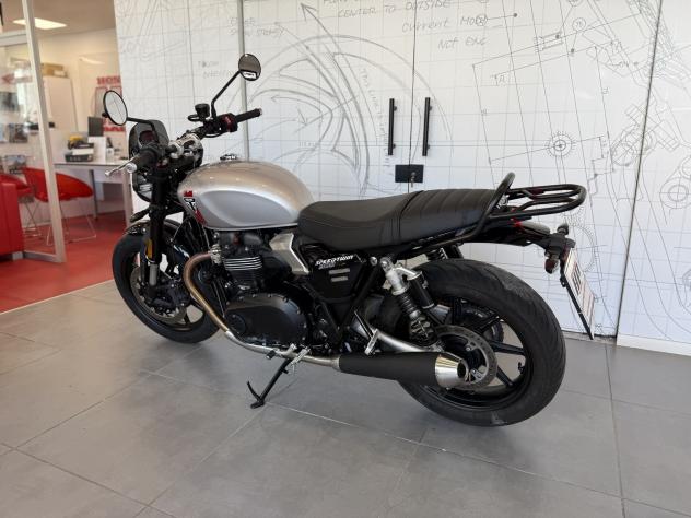 Triumph Speed Twin 900 TRIUMPH SPEED TWIN 900 - YM 2025 - Foto 6