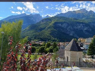 Appartamento di 110 m² con 4 locali in affitto a Molveno