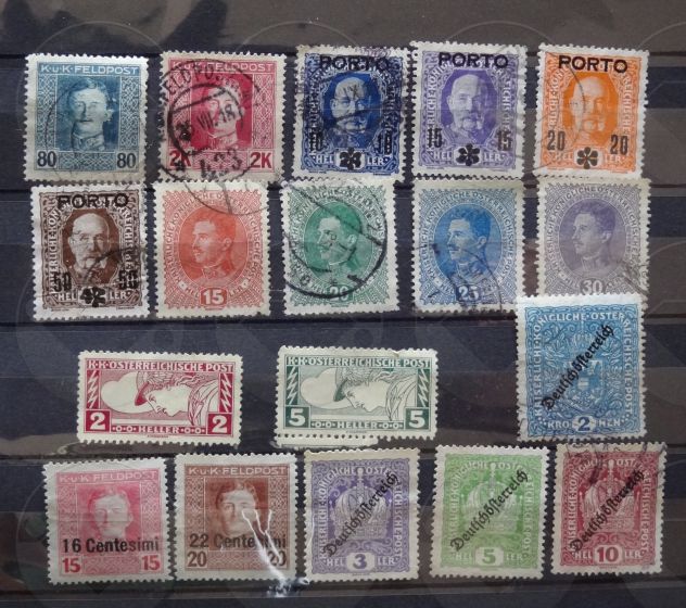 AUSTRIA 1910-1919 Lotto di 97 francobolli - Foto 3