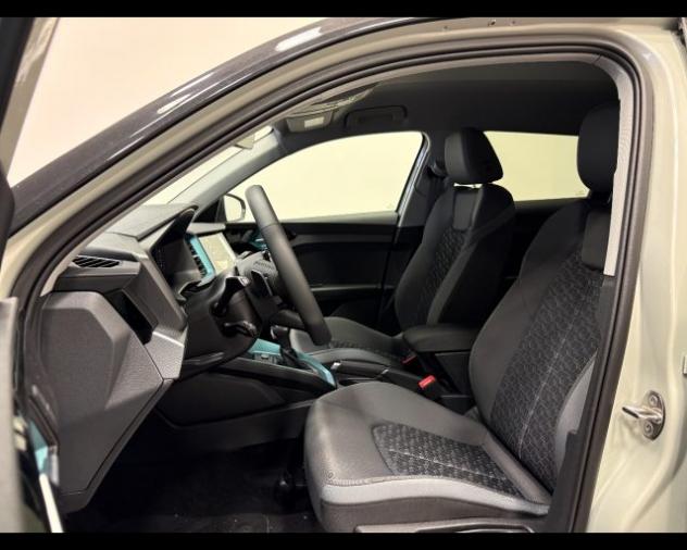AUDI A1 ALLSTREET 30 TFSI S-TRONIC IDENTITY CONTRAST rif. 24078417 - Foto 9