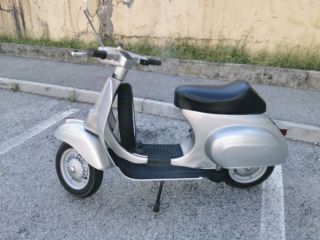 Vespa 50 Special 4 marce Chiaro di Luna