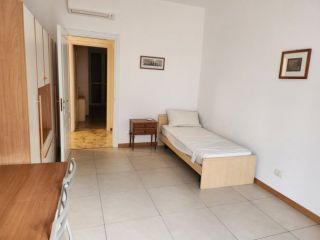 Camera in affitto a Milano, Piazzale Siena, 16 mq. Euro 600 mensili