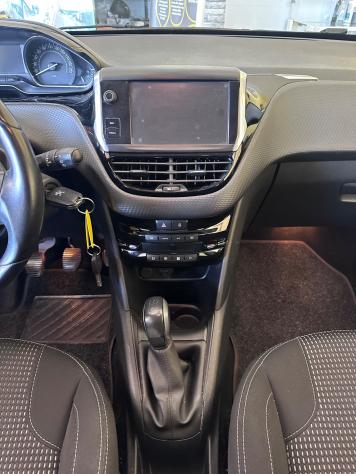 Peugeot 208 1.2benz. Allure - Foto 7