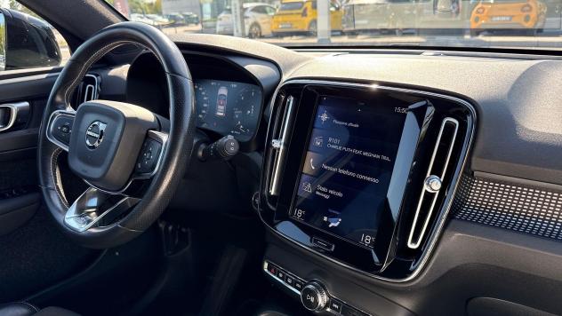 Volvo XC40 2.0 D3 R-Design - Foto 6