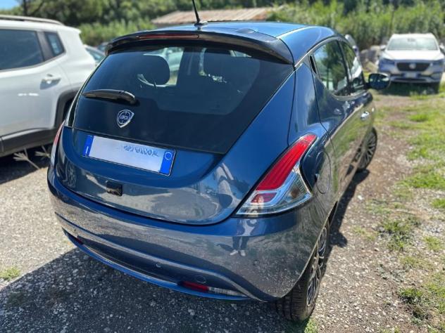 Lancia Ypsilon 1.0 FireFly 5 porte S&S Hybrid Platino - Foto 4