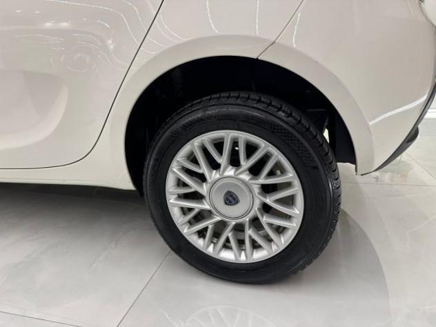 LANCIA Ypsilon 0.9 TwinAir 85 CV 5 porte Metano Ecochic Gold rif. 21921352 - Foto 6