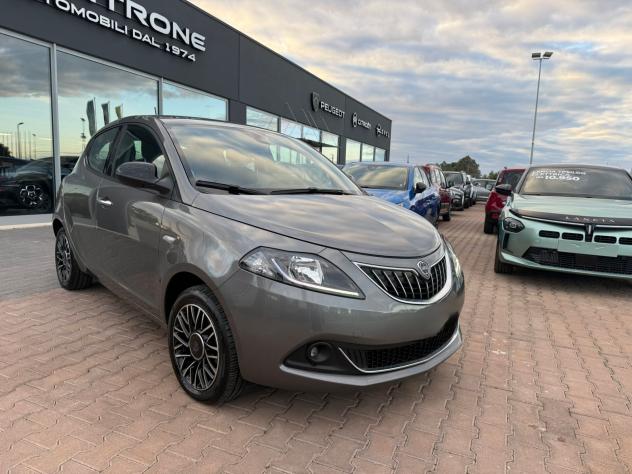 Lancia Ypsilon 1.0 FireFly 5 porte S&S Hybrid Platino - Foto 3