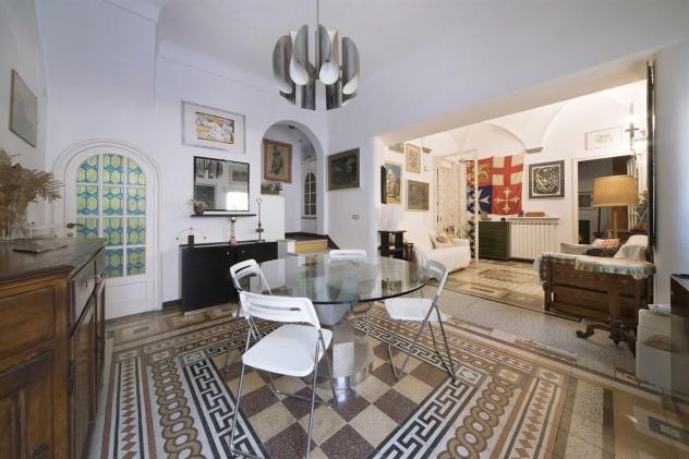 Alassio, grande appartamento con terrazzo nel budello. - Foto 11