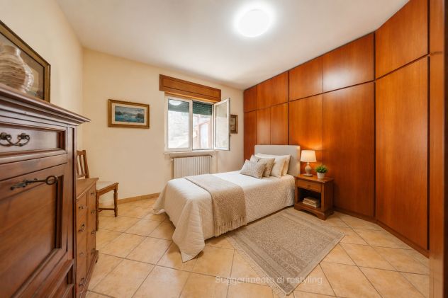 Villa Bifamiliare immersa nel verde - Foto 4