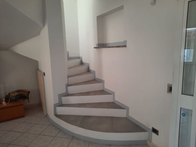 Casa a Cergnago (PV) con 3 bagni, 3 camere e cortile privato - Foto 5