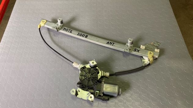 Alzacristallo anteriore SX Nissan Note del 2008 (400925C)