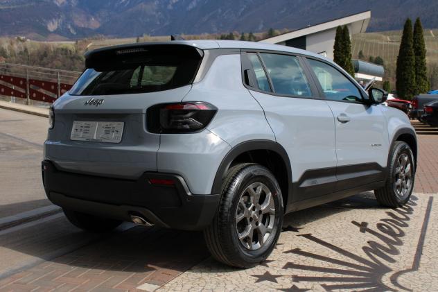 Jeep Avenger Avenger 1.2 turbo e-hybrid mhev Altitude fwd 110cv edct6 - Foto 6