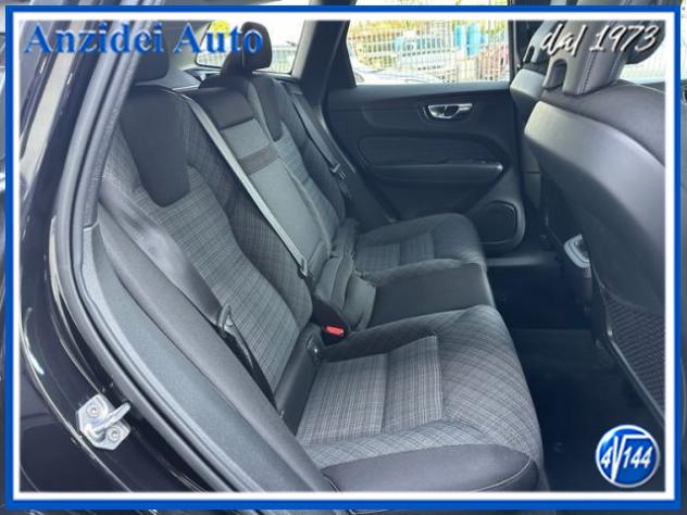 VOLVO XC60 B4 (d) AWD Geartronic Momentum Pro rif. 24054966 - Foto 9