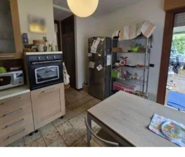 Immobile in asta di 202 m² con più di 5 locali e box auto in vendita a Udine - Foto 8