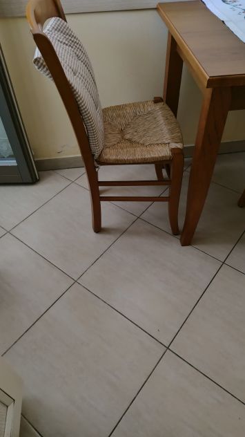 Cucina e tavolo con sedie - Foto 2