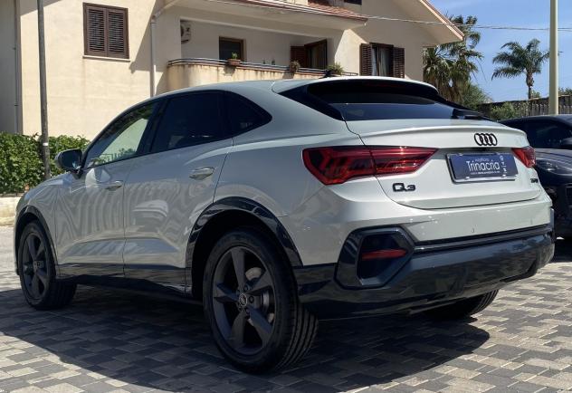 Audi Q3 SPB Business Plus 2.0 TDI 150CV s-tronic 35 - Foto 6