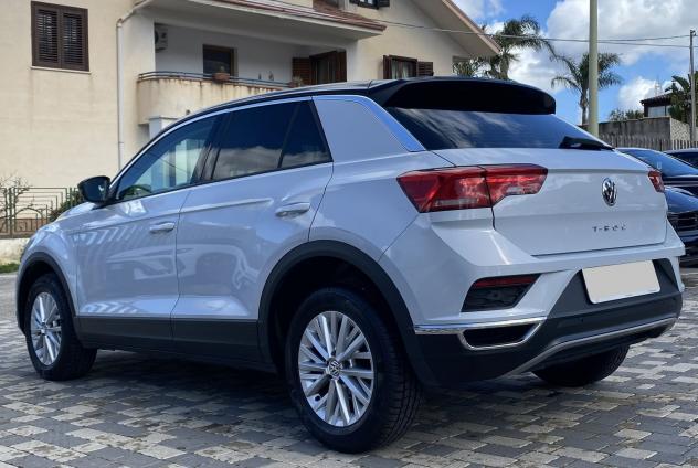 Volkswagen T-Roc Business 1.6 TDI 116CV - Foto 6
