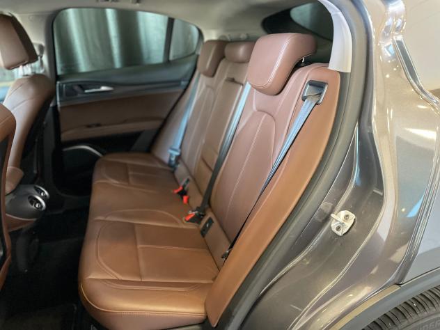 Alfa Romeo Stelvio Stelvio 2.2 t Executive Q4 210cv auto my19 - Foto 10