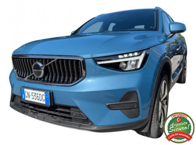 VOLVO XC40 T4 Recharge Plug-in Hybrid automatico Ultimate Bri rif. 24159663 - Foto 2