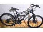 Bici bi ammortizzata con freno a disco 26