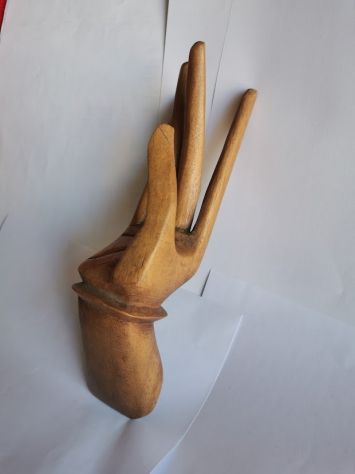 MANO ( IN LEGNO MASSELLO ) - Foto 6