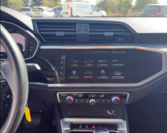 Audi Q3 35 TDI S tronic Business - Foto 10