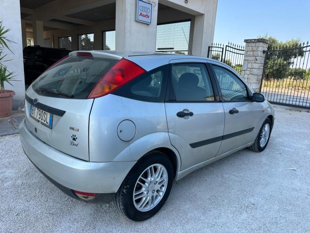 Ford Focus 1.8 TDDi cat 5p. Ambiente - Foto 4