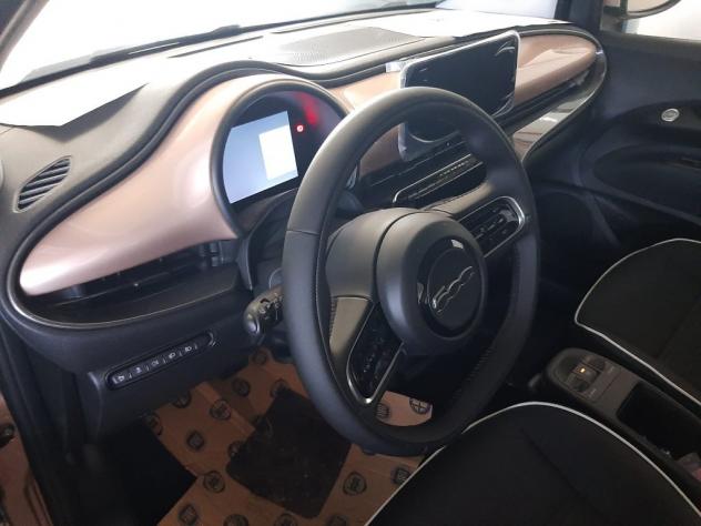 FIAT 500 Elettrica 500e Berlina 500e - 320 Berlina + Pack Tech (Configurazione Non Ordinabil - Foto 5