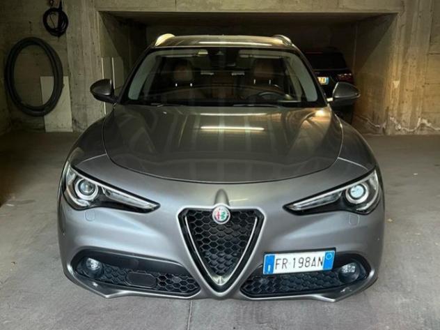 Alfa Romeo Stelvio 2.2 Turbodiesel 180 CV AT8 RWD Executive - Foto 2
