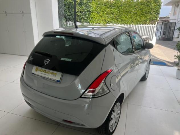 LANCIA Ypsilon 1.2 69 CV 5 porte Gold tua da €99,00 rif. 23878653 - Foto 9