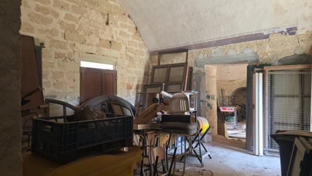 Autentica Masseria Salentina con oltre 4.600 mq di Terreno – Arnesano (Lecce) - Foto 5