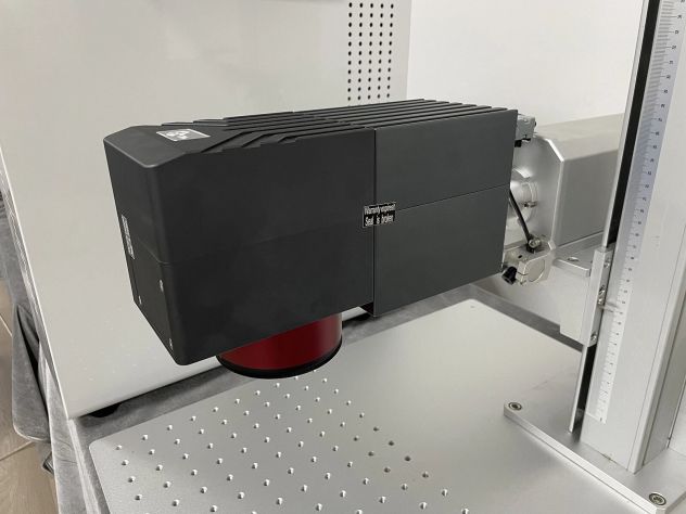 laser a fibra JPT 100W MOPA, taglierina per metalli, marcatura 3D - Foto 2