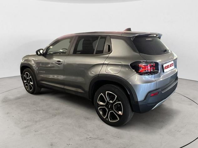 Jeep Avenger e-Hybrid 1.2 MHEV e-Hybrid Turbo Summit - Foto 3